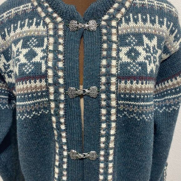 Workfender Woman's 100% Wool Sweater No Size Tag - Picture 2 of 6